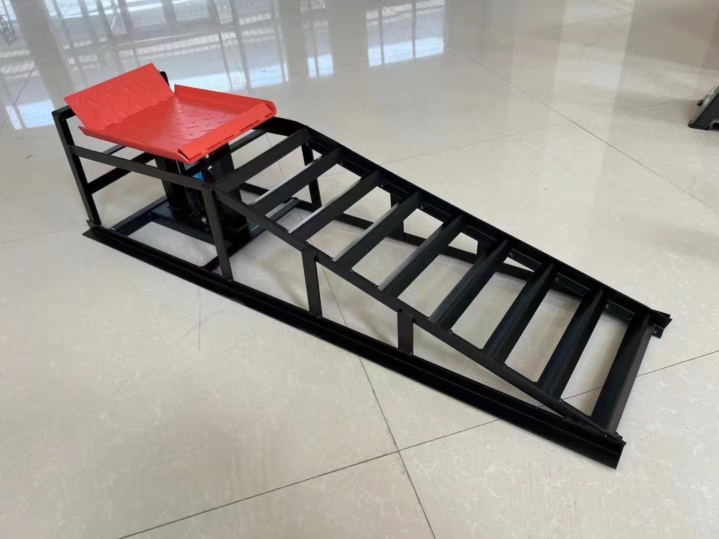 Hydraulic Car Lift Ramp Portab - مراجعة Hydraulic Car Lift وسعره